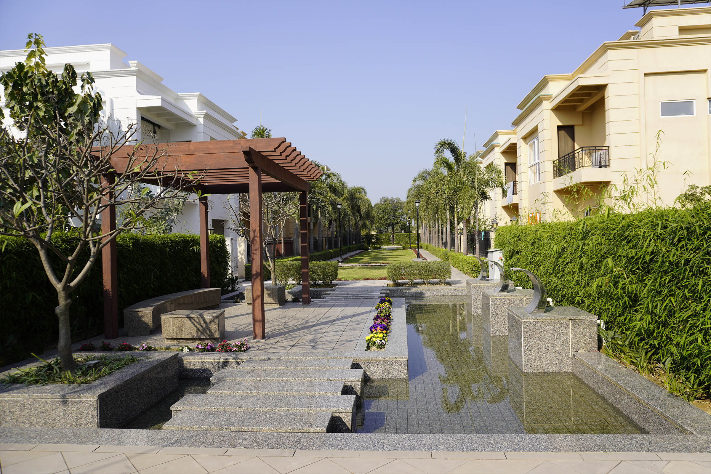 Sapphire amenities